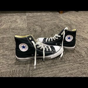 Women’s Converse Chuck Taylor All Star Size 9